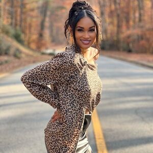 Meet your Posher, Cheri